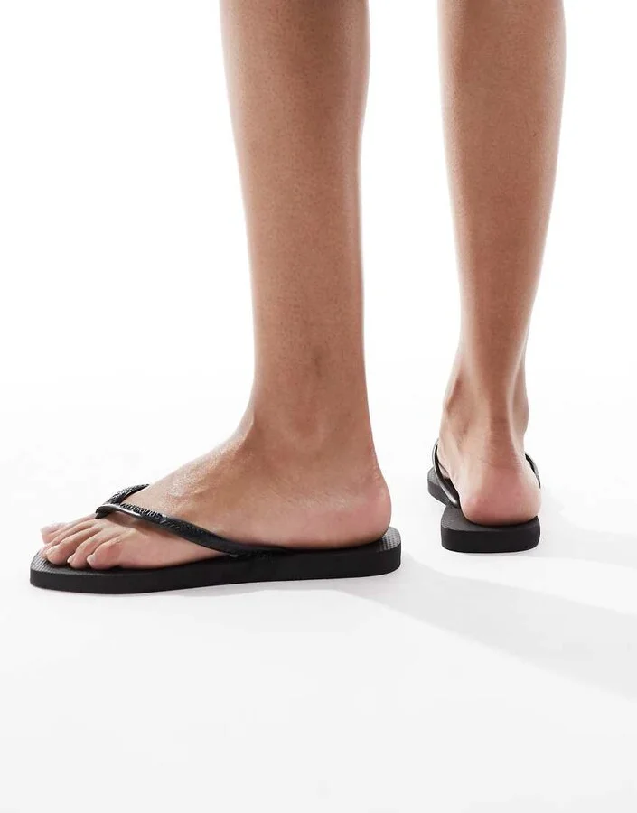 Havaianas square toe flip flops in black - Image 3