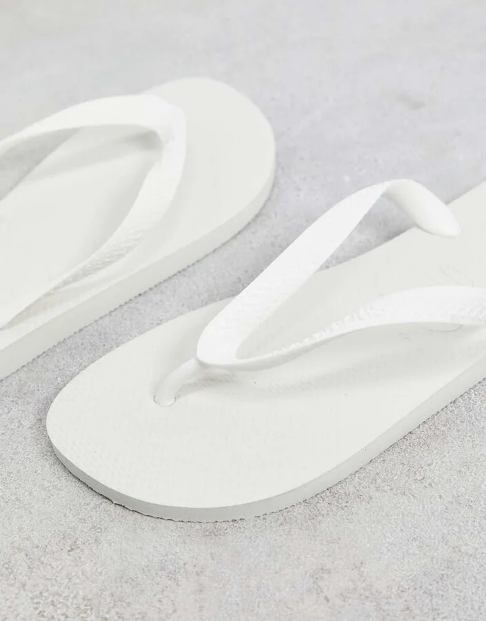Havianas classic flip flops in white - Image 2