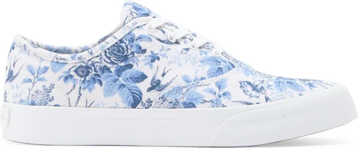 Hazel Canvas Low Top Sneaker - Image 4
