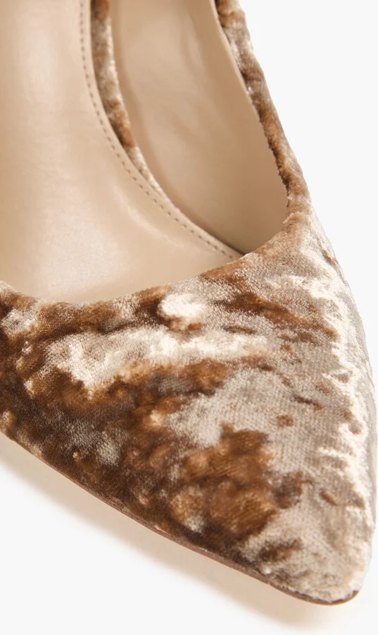 Hazel crushed-velvet pumps - Image 4
