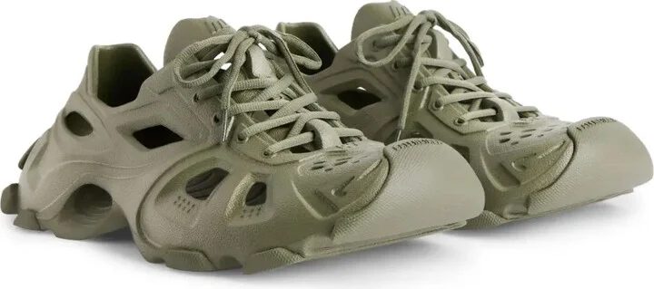 HD cut-out low-top sneakers - Image 2