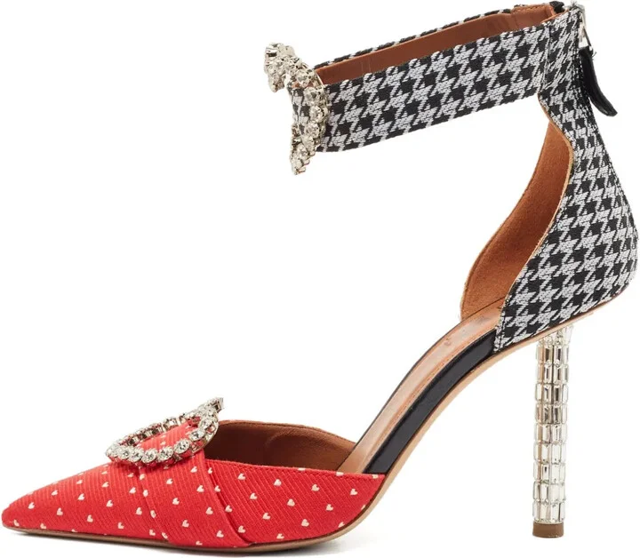 Heart-Buckle Pattern Pumps