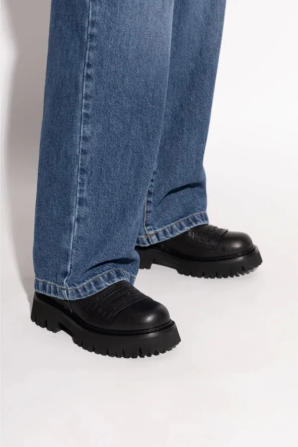 Heart-Motif Boots - Image 2