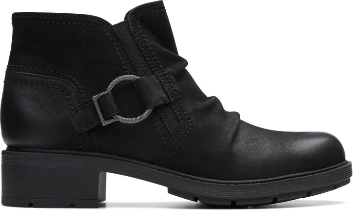 Hearth Faye in Black Nubuck