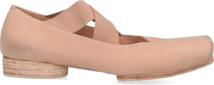 Heeled Ballet Flats