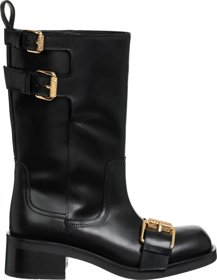 Heeled boots