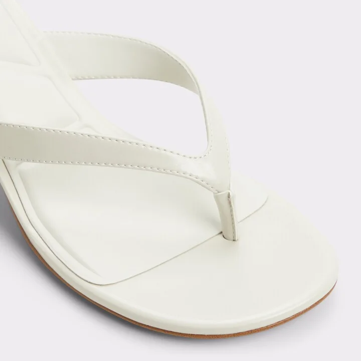 Heeled flip flop - Image 5