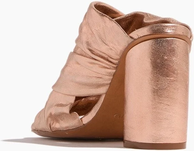 Heeled Laminated Leather Crossed Sandals in Cipria - Image 3