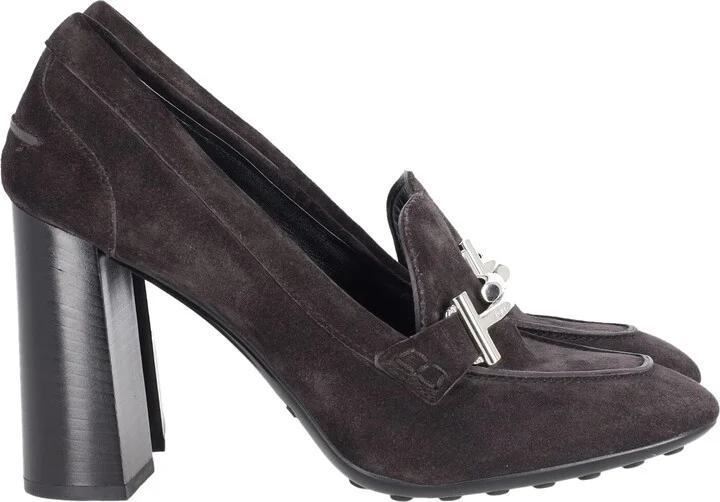 Heeled Loafers in Black Suede