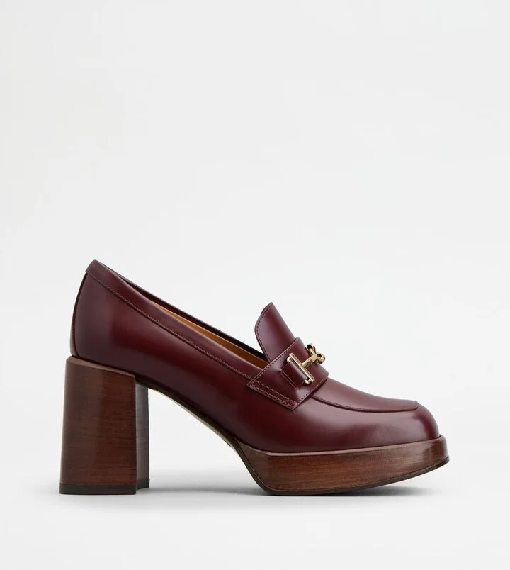 Heeled Loafers in Leather