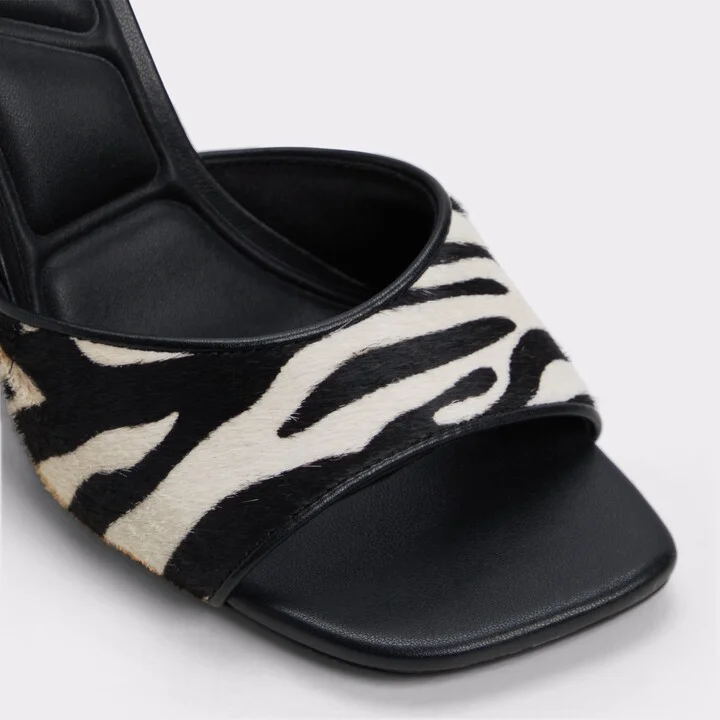 Heeled mule - Image 5