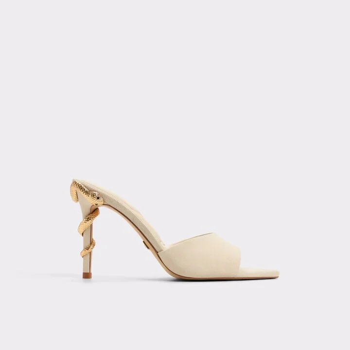 Heeled mule