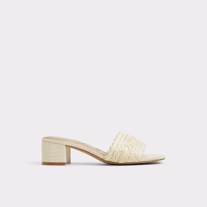 Heeled mule