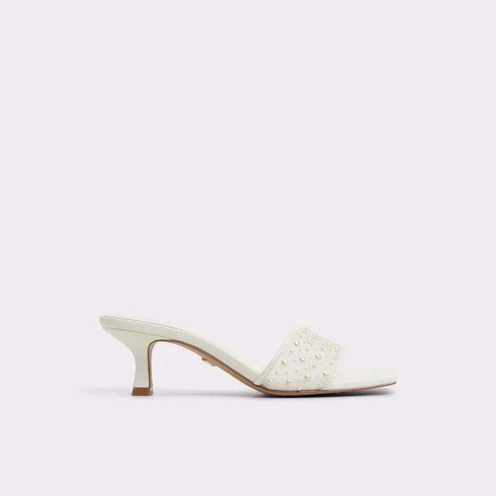 Heeled mule