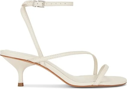 Helene Sandal