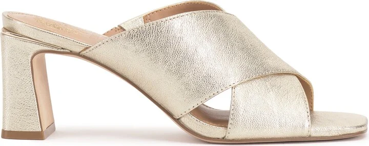 Hemila Mule