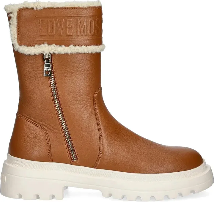 Her Love boots