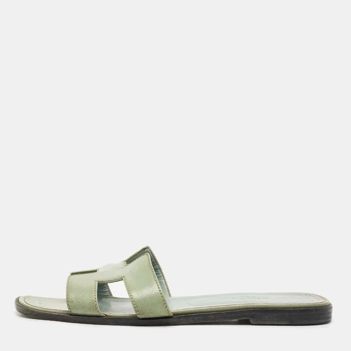 Hermes Green Patent Leather Oran Flat Sandals Size 39