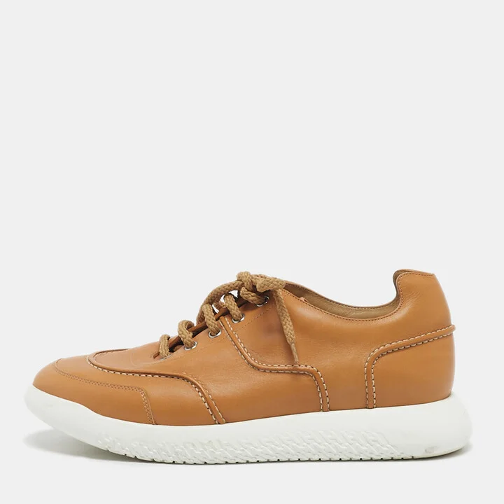 Tan