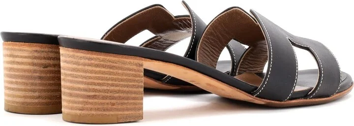 Hermes Women's Oasis Sandals Leather - Image 3