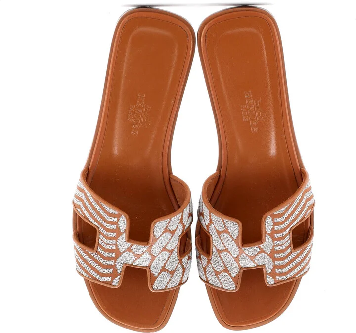 Hermes Women's Oran Sandals Embroidered Leather - Image 2
