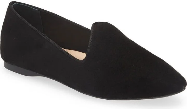 Heron Flat Women's US 8 Black Suede Almond Toe Comfort Slip-On KHD223