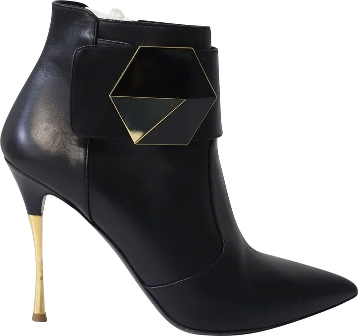 Hexagon Ankle Boots in Black Leather