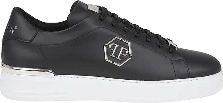Hexagon Leather Lo-Top Sneaker