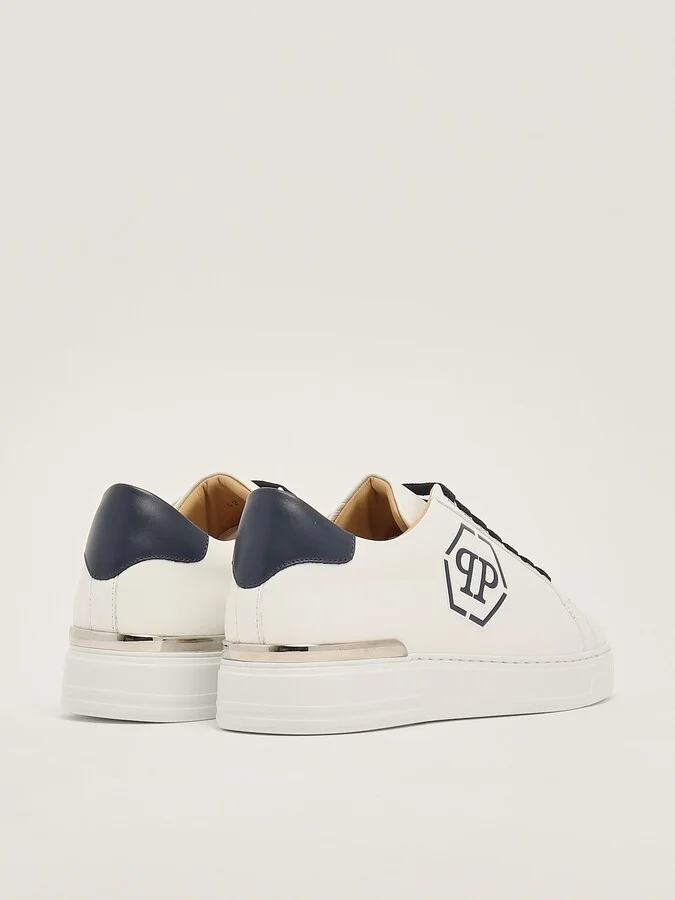 Hexagon Lo-top Sneaker - Image 3