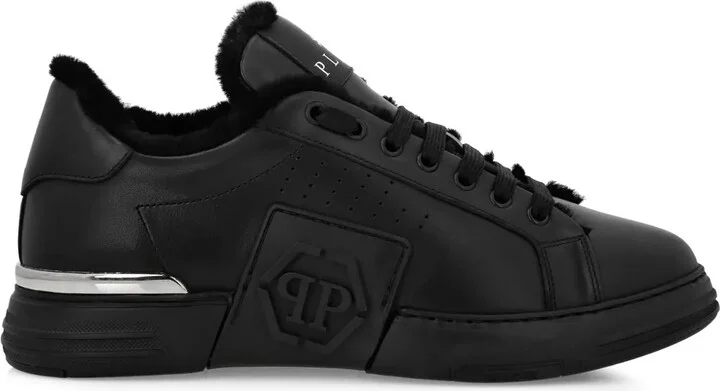 Hexagon Lo-Top Sneakers