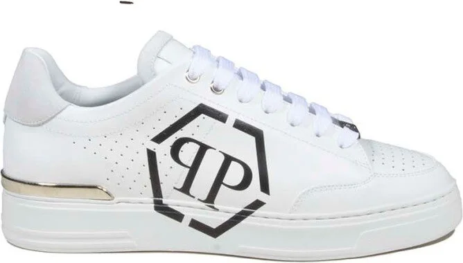 Hexagon Lo-Top Sneakers In White Leather