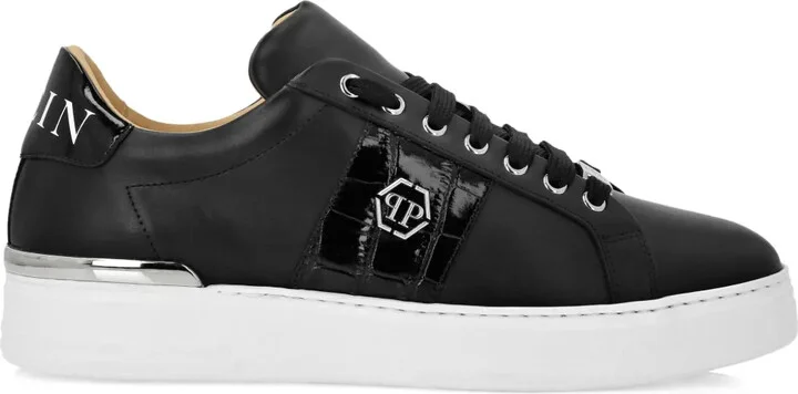 Hexagon low-top sneakers