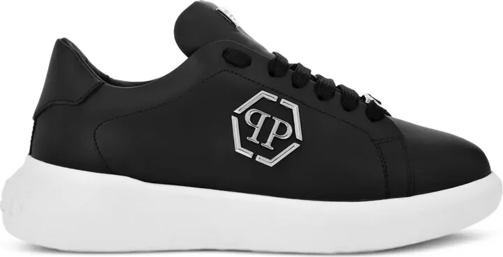 Hexagon low-top sneakers