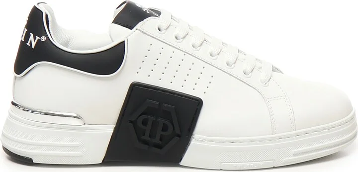 Hexagon Low Top Sneakers