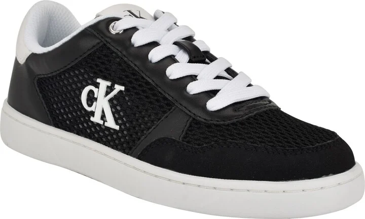 Heyra Sneaker