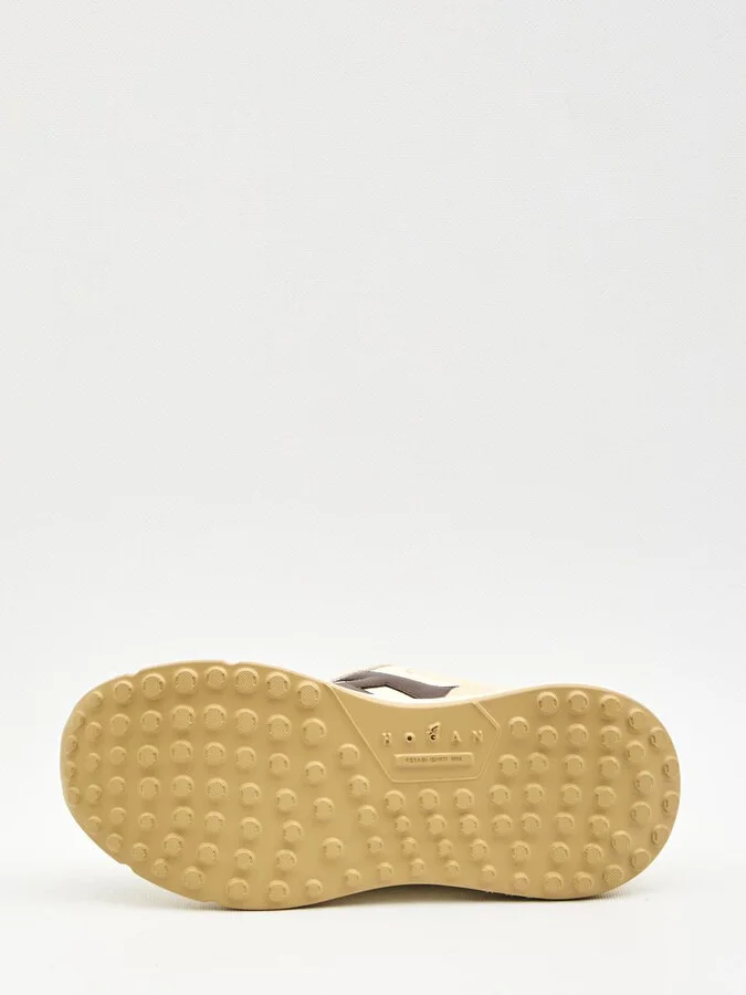 Hi-Fi Sneakers - Image 4