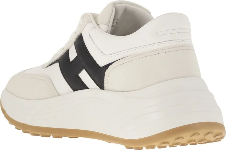 Hi-fi Trainers With Side H - Image 3
