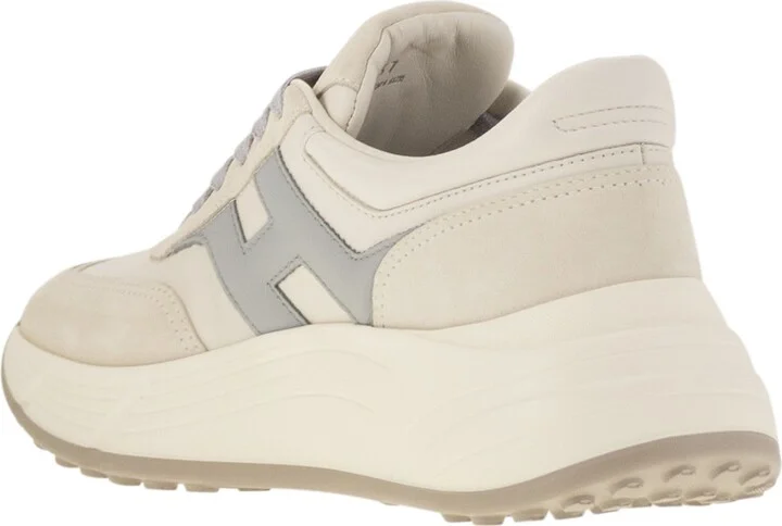 Hi-fi Trainers With Side H - Image 3