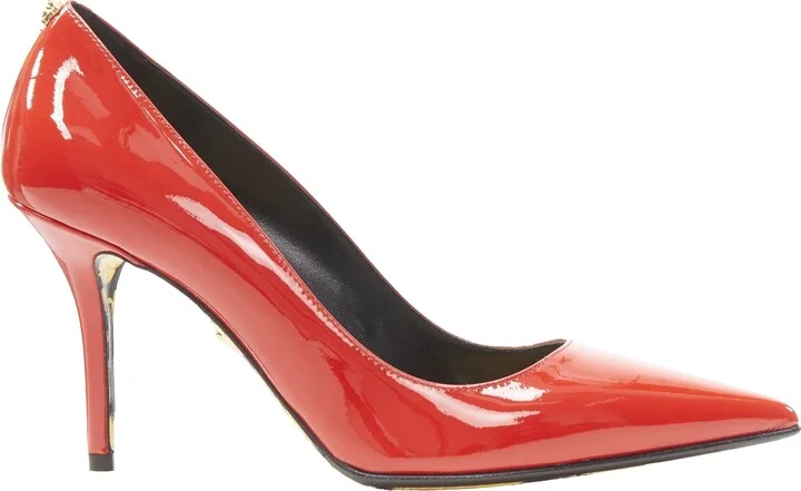 Hibiscus Barocco g sole Red patent Medusa stud pump