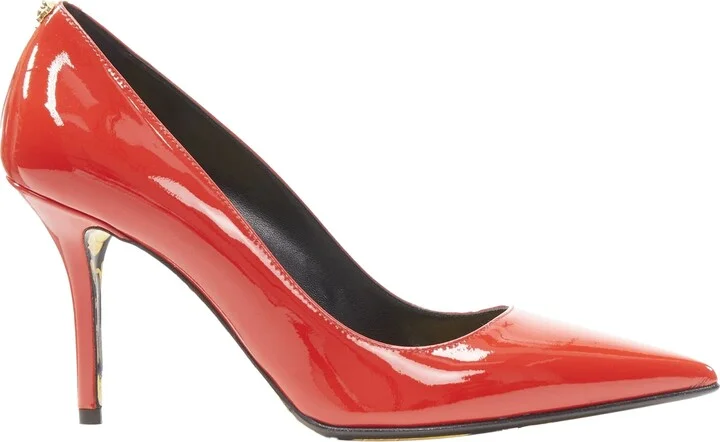 Hibiscus Barocco Sole Patent Medusa Stud Pump