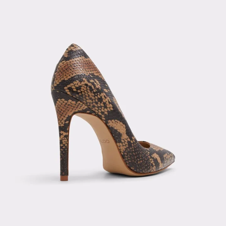 High heel shoe - Image 2