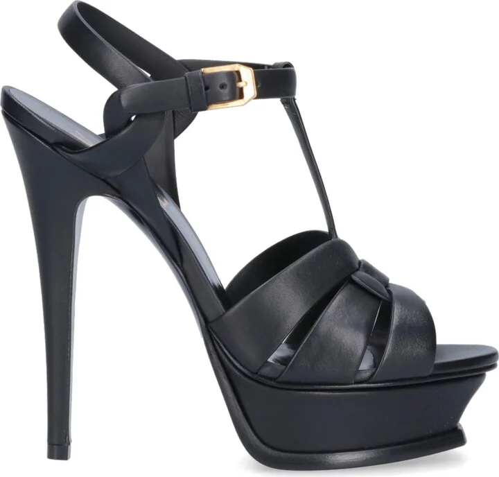 High-heeled Shoe