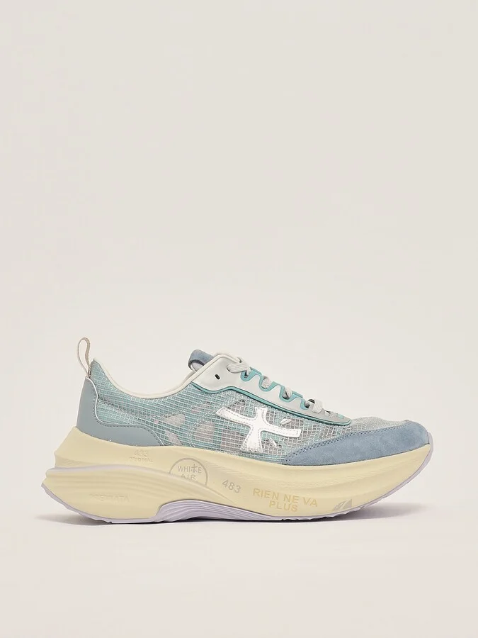 Hill Sneaker