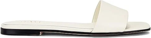Hillie Sandal