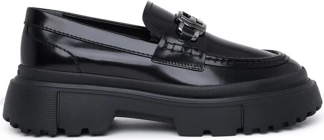 Hogan Logo Plaque Round-Toe Loafers