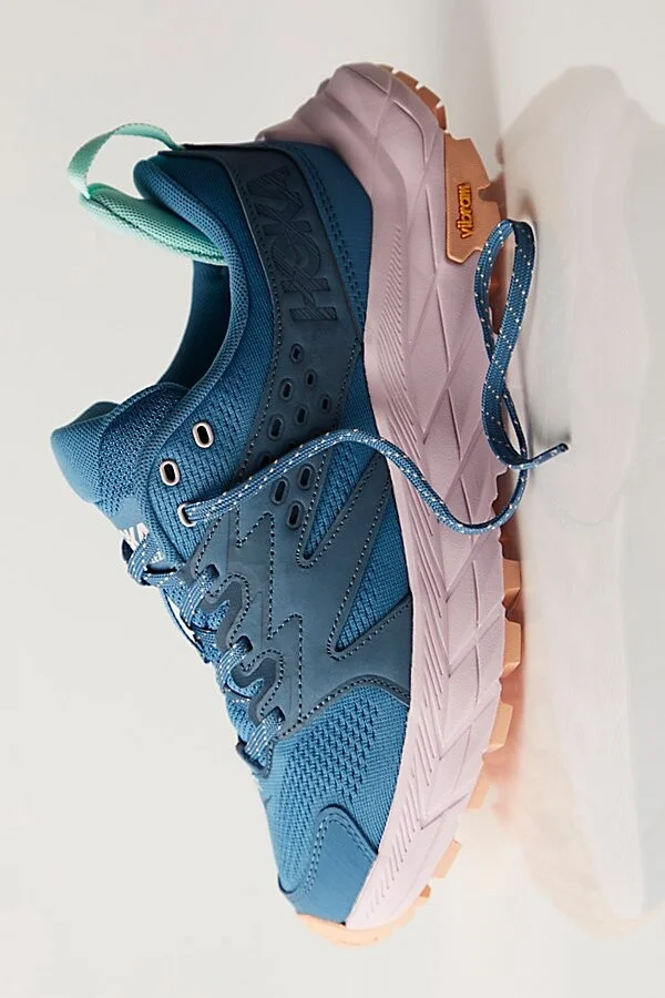 HOKA Anacapa Breeze Low Sneakers