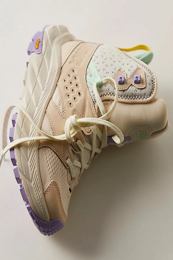 HOKA Anacapa Breeze Mid Sneakers - Image 2