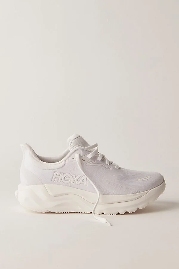 HOKA Arahi 8 Sneakers - Image 3