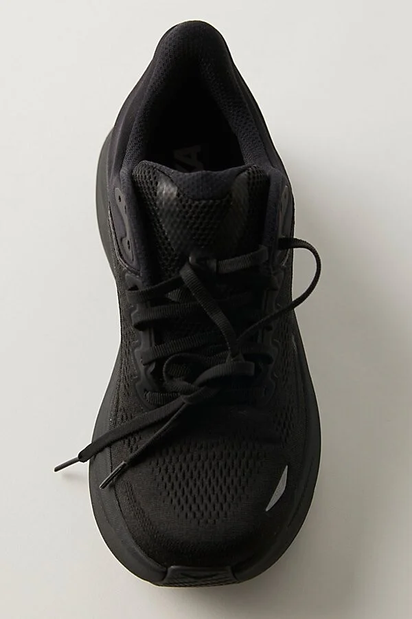 Black/black