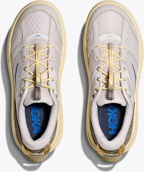 HOKA Bondi B3LS Shoes in Grout/Vintage Yellow - Image 2